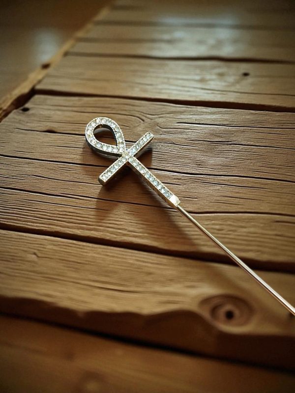 (LP1) Metal cross design lapel / hat pin