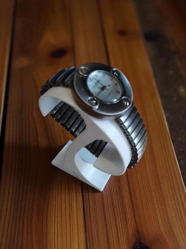 (Lc1) Le Chat ladies / teenagers stainless steel watch