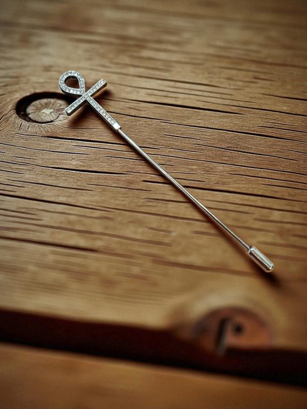 (LP1) Metal cross design lapel / hat pin - Image 2