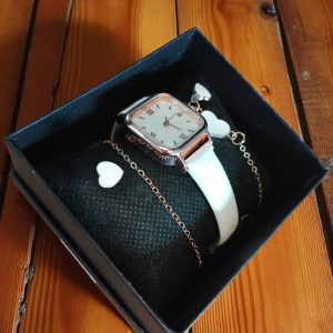 (LW100) Teenager / young lady watch and jewellery set
