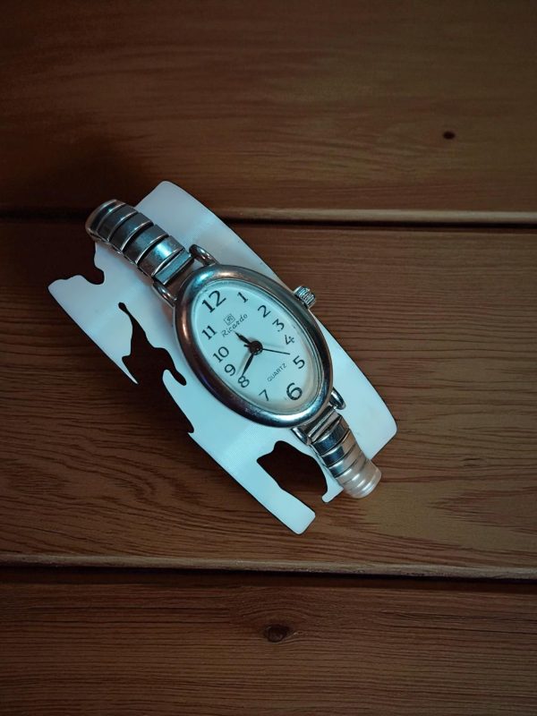 (LW116) Ladies Ricardo bangle style stainless steel watch - Image 3