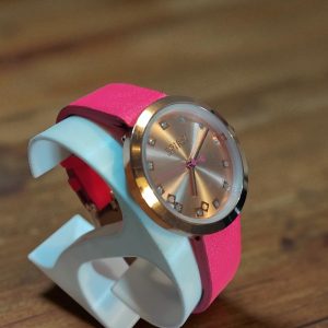 (LW120) Spirit ladies / teens shiny pink leather strap watch