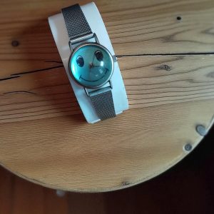 (LW130) Ladies / teens convex smiley face watch on stainless steel strap