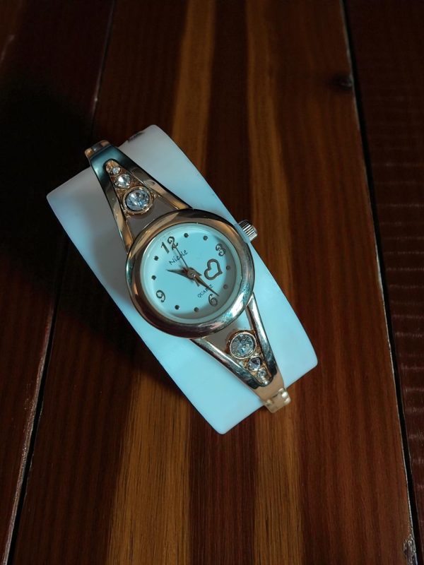 (LW132) Ladies Nicole watch and locket set - Image 3