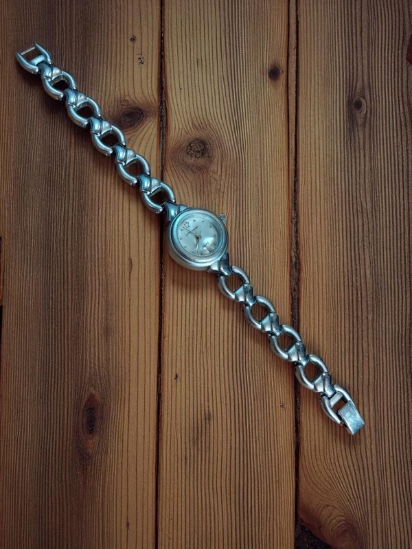 (LW137) 24seven Ladies / teenager stainless steel strap watch - Image 4