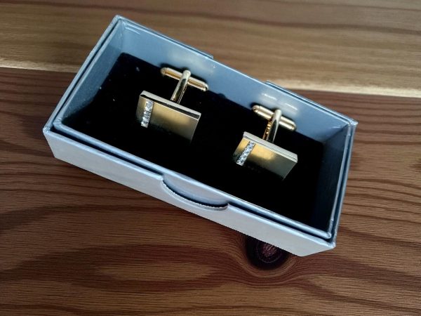 (Cf16) Pair of strip gemstone gold plated cufflinks - Image 2