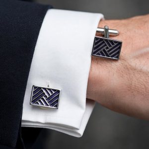 (Cf2) Asymmetrical rectangular pair of boxed cufflinks