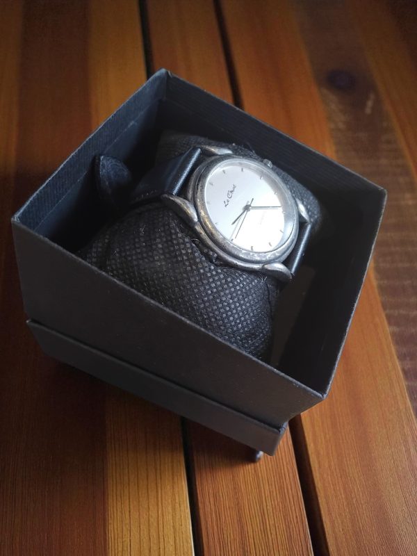 (Lc2) Le Chat ladies / teenagers black leather strap watch - Image 5