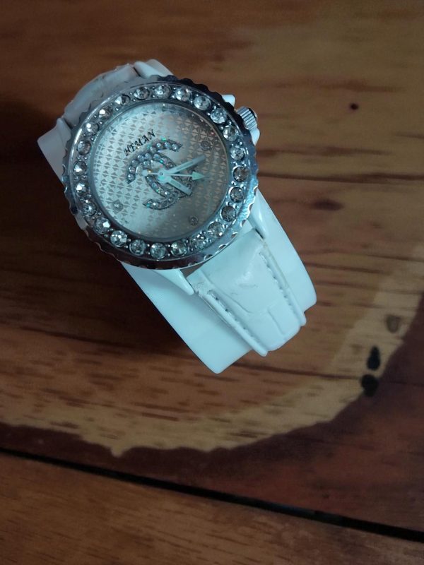 (BW28) Ladies teenager leather strap with rhinestone watch - Image 4