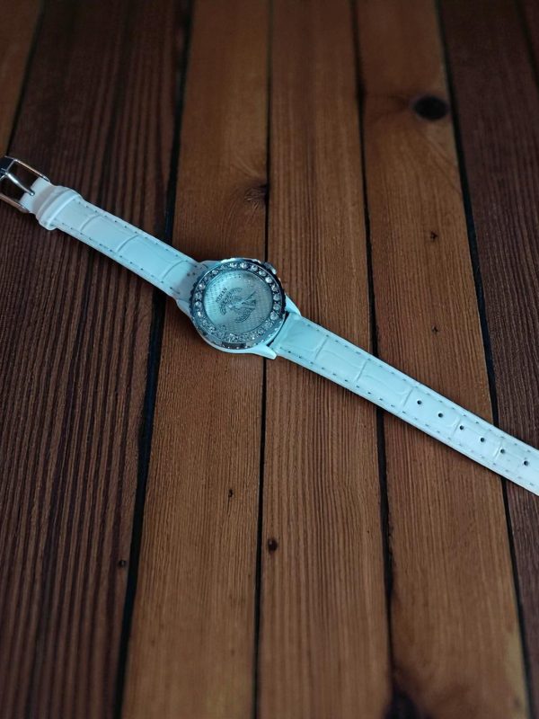 (BW28) Ladies teenager leather strap with rhinestone watch - Image 2