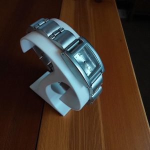 (BW30) Ladies teenager Small stainless steel strap watch