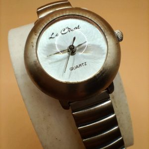 (Lc31) Le Chat ladies/teens brushed stainless steel expandable strap watch