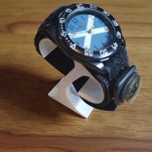 (MW35) Gents/teenagers Scotland watch with compass