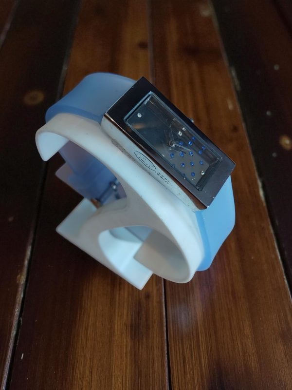 (BW36) Ladies teenager slim blue silicone strap wrist watch - Image 4