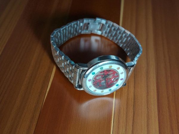 (Lc36) Le Chat ladies/teens stainless steel fixed size strap watch - Image 4
