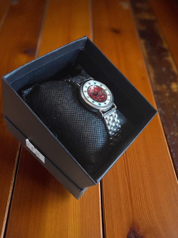 (Lc36) Le Chat ladies/teens stainless steel fixed size strap watch - Image 2