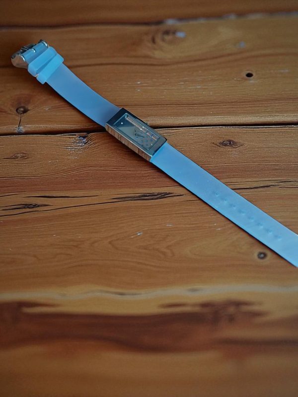 (BW36) Ladies teenager slim blue silicone strap wrist watch - Image 2