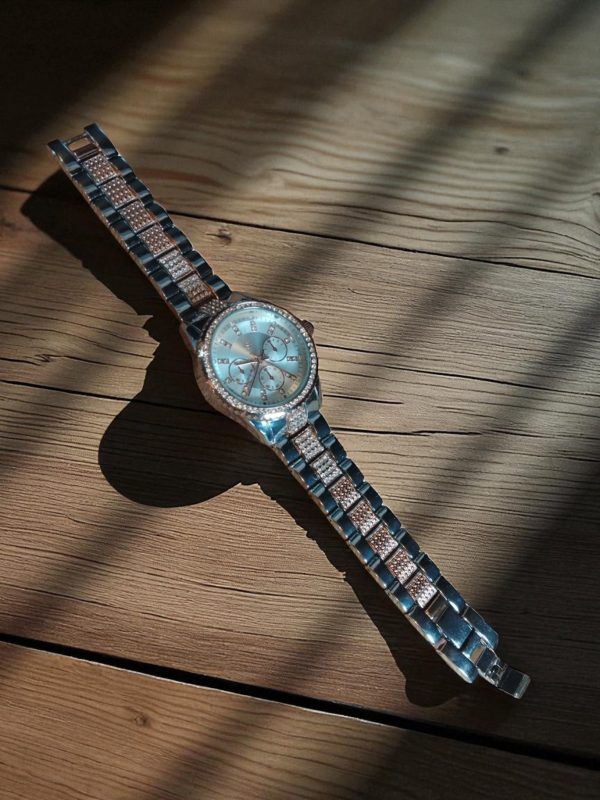 (MW41) Gents/Ladies Spirit bling stainless steel watch - Image 5