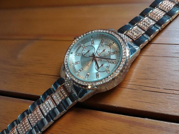 (MW41) Gents/Ladies Spirit bling stainless steel watch - Image 6