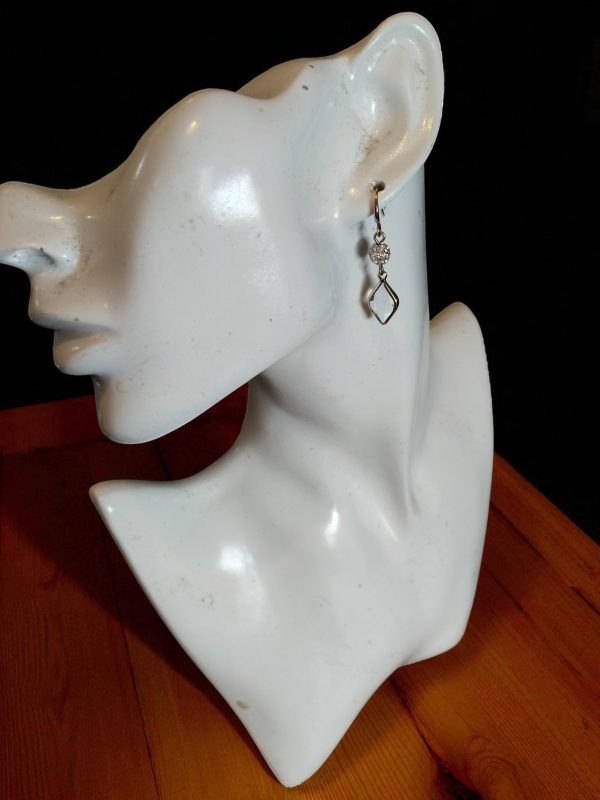 (E46) Jon Richard pair of ladies evening wear earrings