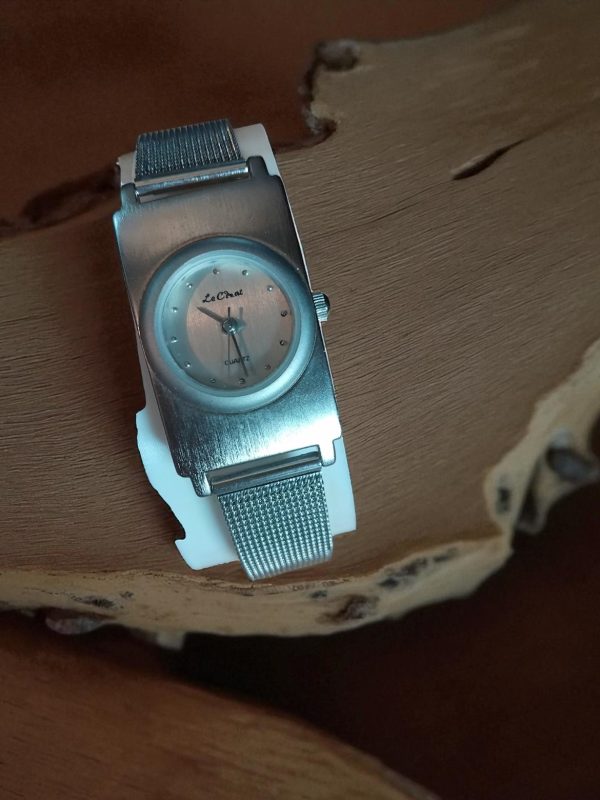(Lc46) Le Chat ladies/teens brushed stainless steel strap watch - Image 5