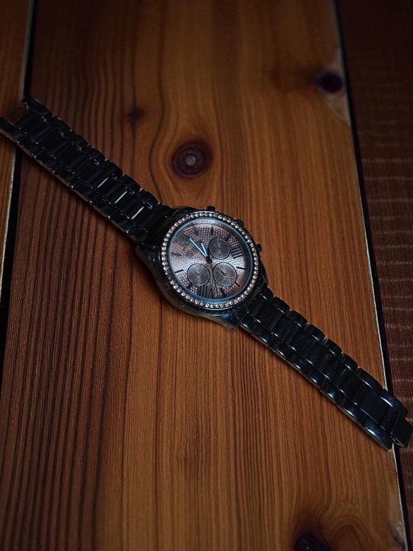 (MW48) Gents/Ladies Spirit Bling style stainless steel watch - Image 4