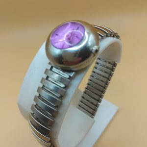(Lc50) Le Chat ladies/teens Small face on expandable stainless steel strap watch
