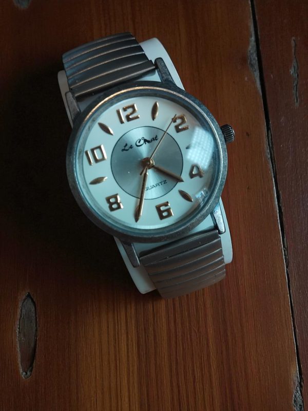 (Lc6) Le Chat ladies / gents expandable stainless steel watch - Image 5