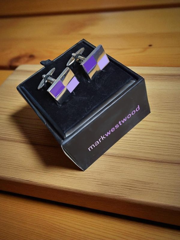 (Cf6) Pair of Mark Westwood quality cufflinks - Image 2