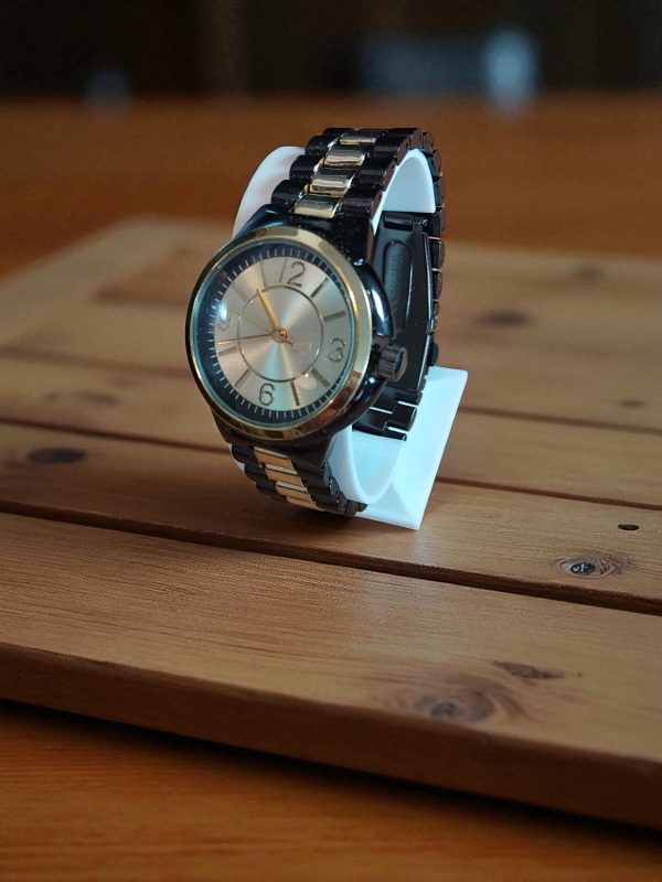(MW64) Gents/Ladies stainless steel strap watch