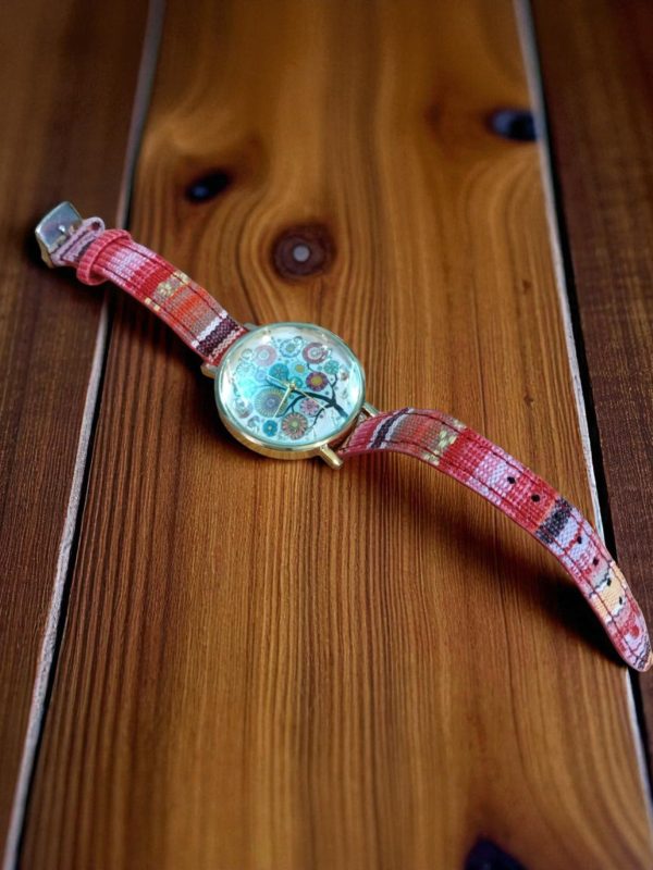 (LW70) 1960's style fabric strap ladies watch - Image 3