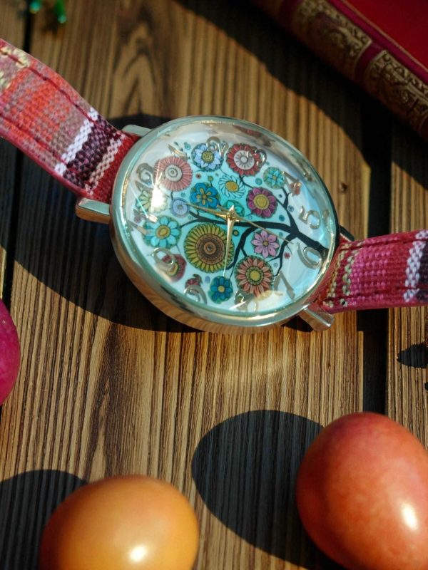 (LW70) 1960's style fabric strap ladies watch - Image 2
