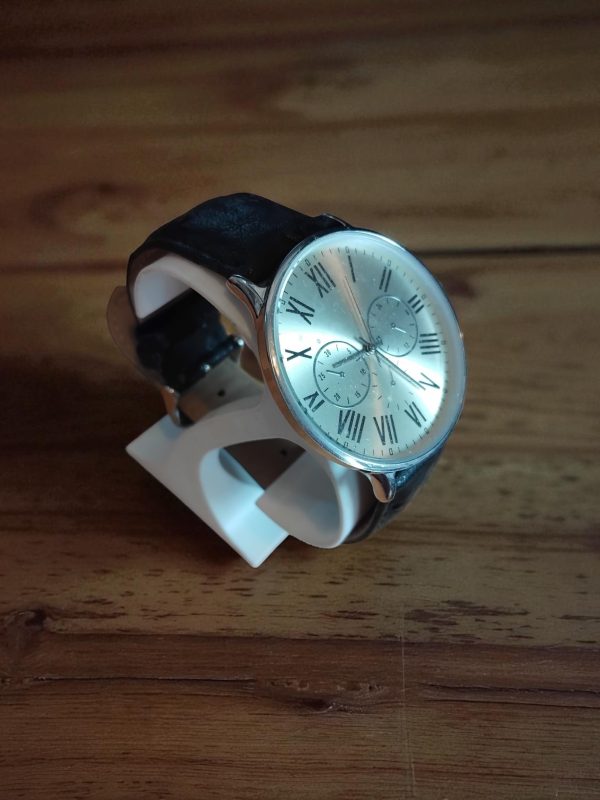 (MW71) Topman boxed leather strap dress watch