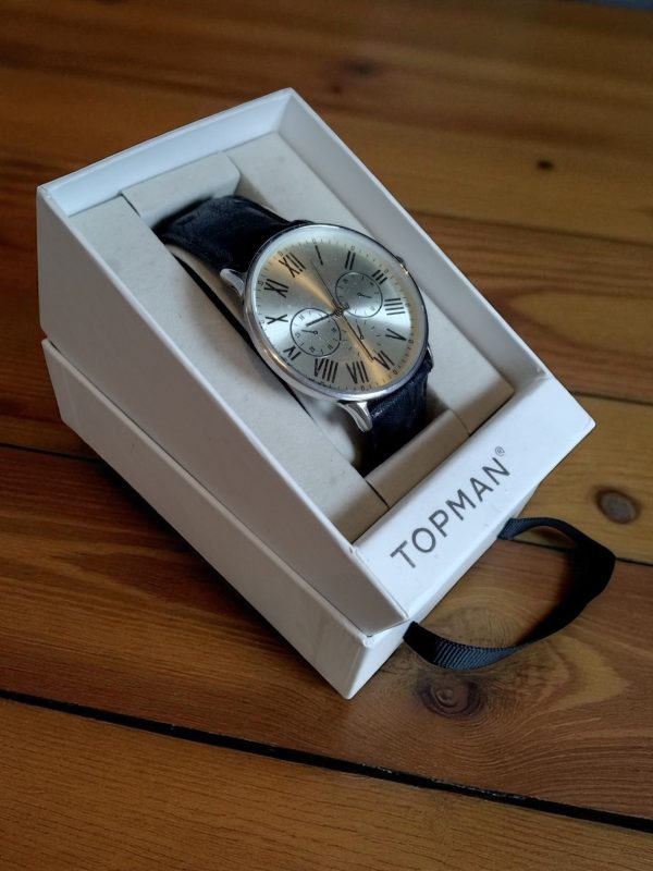 (MW71) Topman boxed leather strap dress watch - Image 2