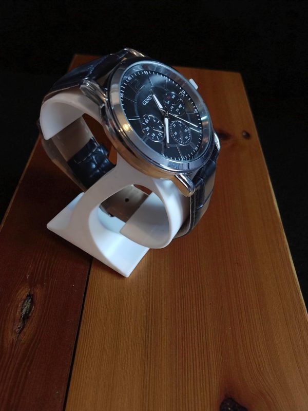 (MW80) Gents/Ladies Geneva matching pair of watches - Image 2