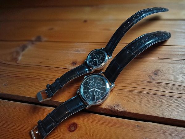 (MW80) Gents/Ladies Geneva matching pair of watches - Image 6