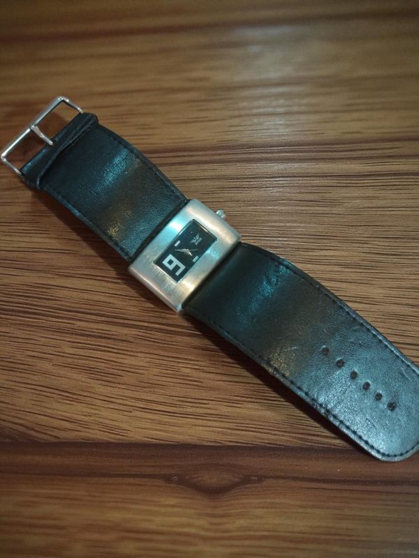 (LW76) Softech of London wide black leather strap watch - Image 5