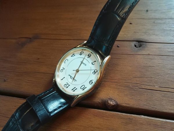 (Lc8) Le Chat ladies / gents soft or hard leather strap watch - Image 4
