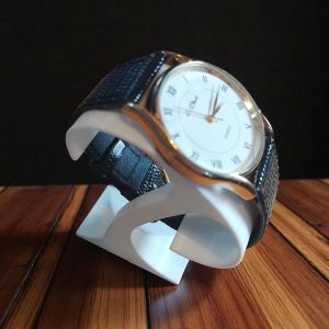 (Lc8) Le Chat ladies / gents soft or hard leather strap watch