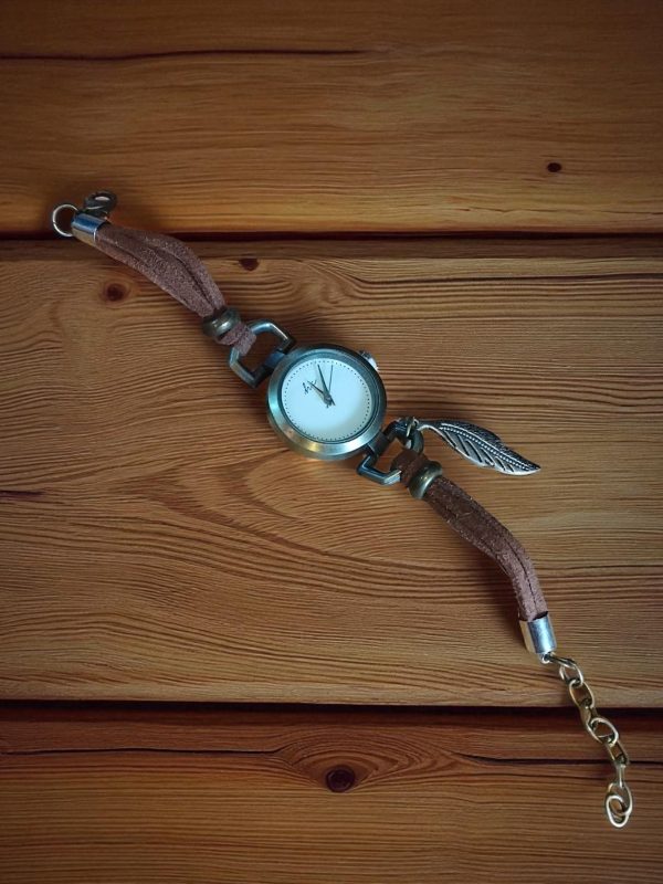 (MW82) Hippie Chic adult/teenager watch with bracelet - Image 3