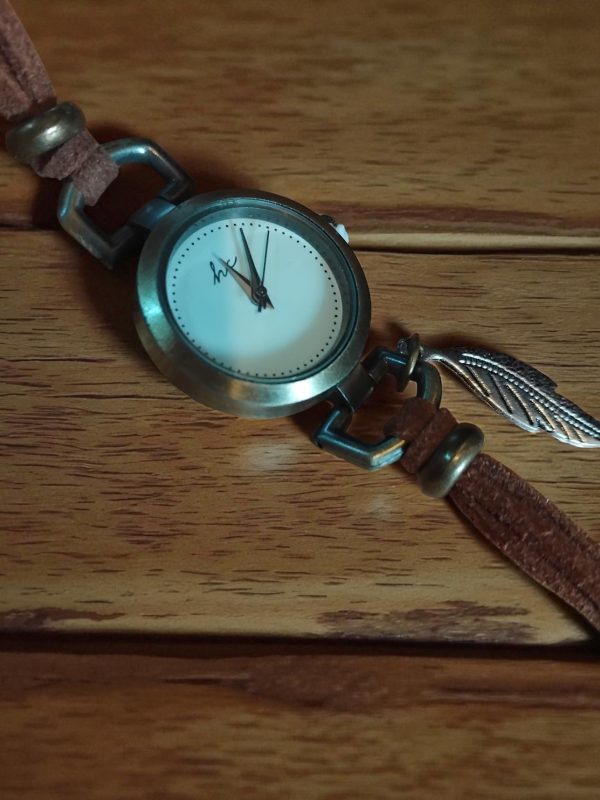 (MW82) Hippie Chic adult/teenager watch with bracelet - Image 4