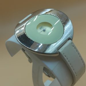 (LW85) Ladies Softech of London Retro 60's style wristwatch