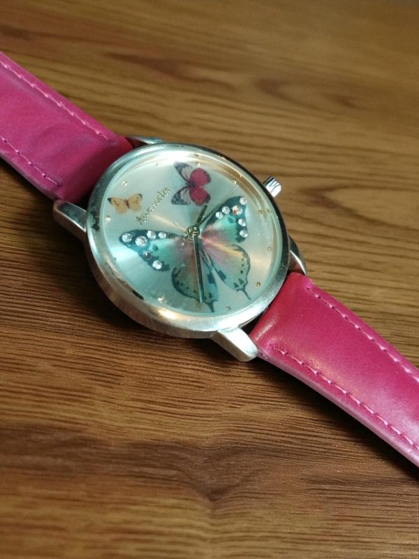 (LW88) Ladies / teens Accessorize Butterfly themed watch - Image 3