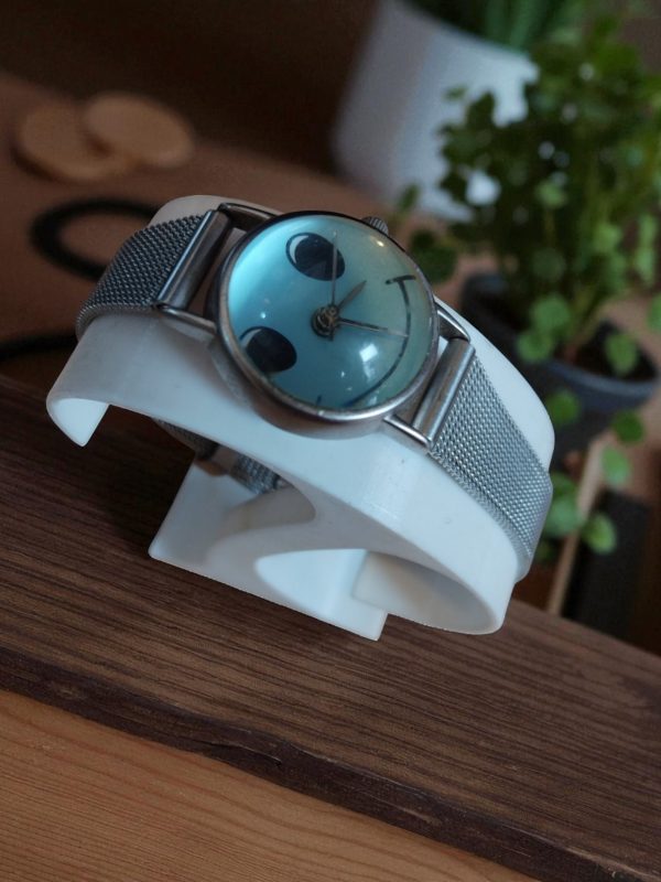(LW95) Ladies/teenager convex smiley face with braided stainless steel strap