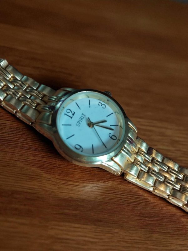 (LW98) Spirit Ladies/teenager stainless steel watch - Image 3