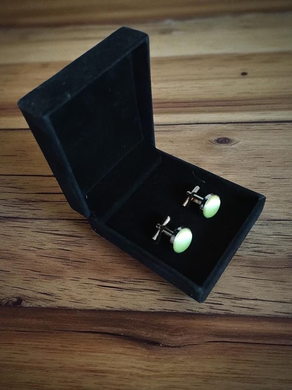 (Cf1) Pair of coloured ceramic on stainless steel boxed cufflinks - Image 19