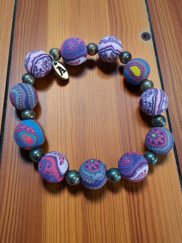 (B12) Artisan Bead adult/teenager boxed bracelet - Image 4