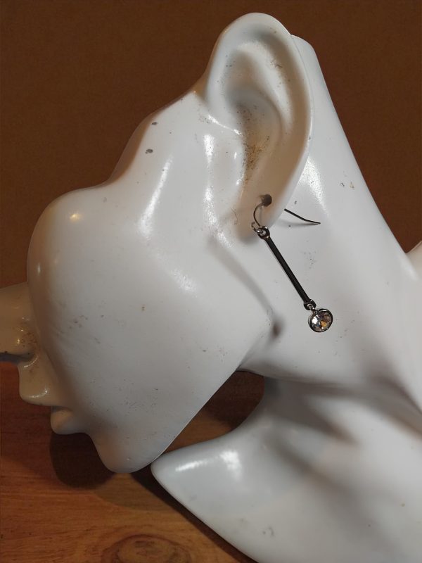 (BE10) Jon Richard pair of earrings with cubic zirconia - Image 4
