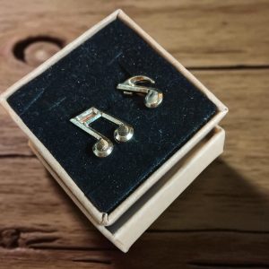 (Cf20) Pair of musical themed boxed cufflinks