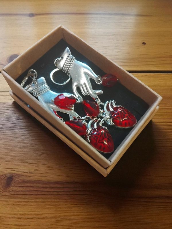 (E61) Ladies / teenagers Goth punk earrings - Image 3
